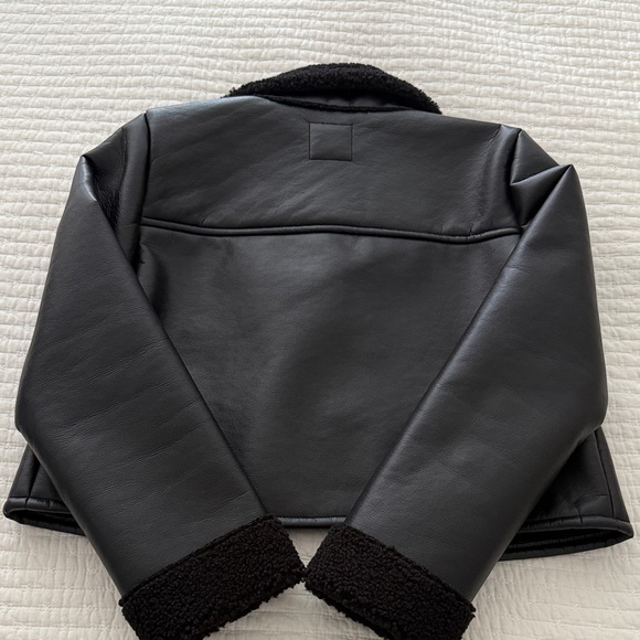 Zara Women's Black Sherpa Jacket - Picture 4 of 4